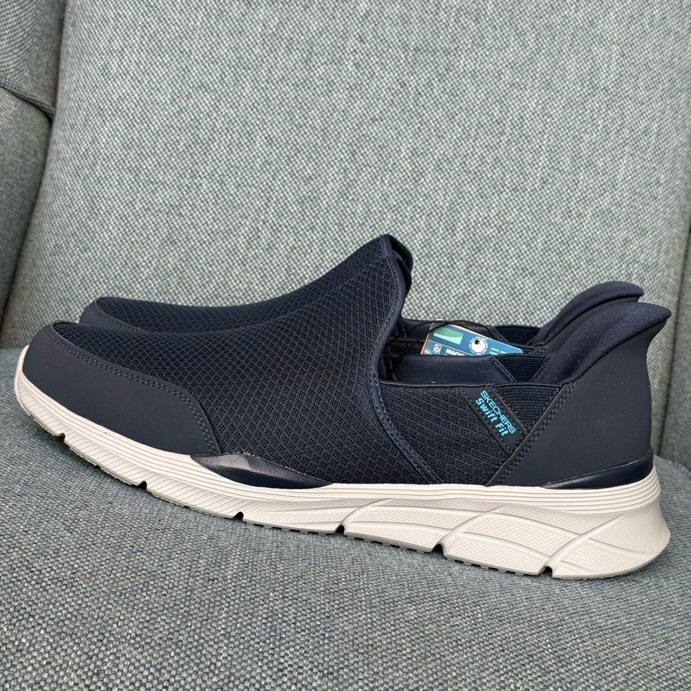 Skechers Men's Equalizer Hands Free Swift Fit Slip-On Sneaker size 13 New